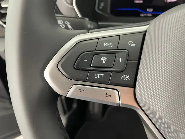Volkswagen T-Cross view 14
