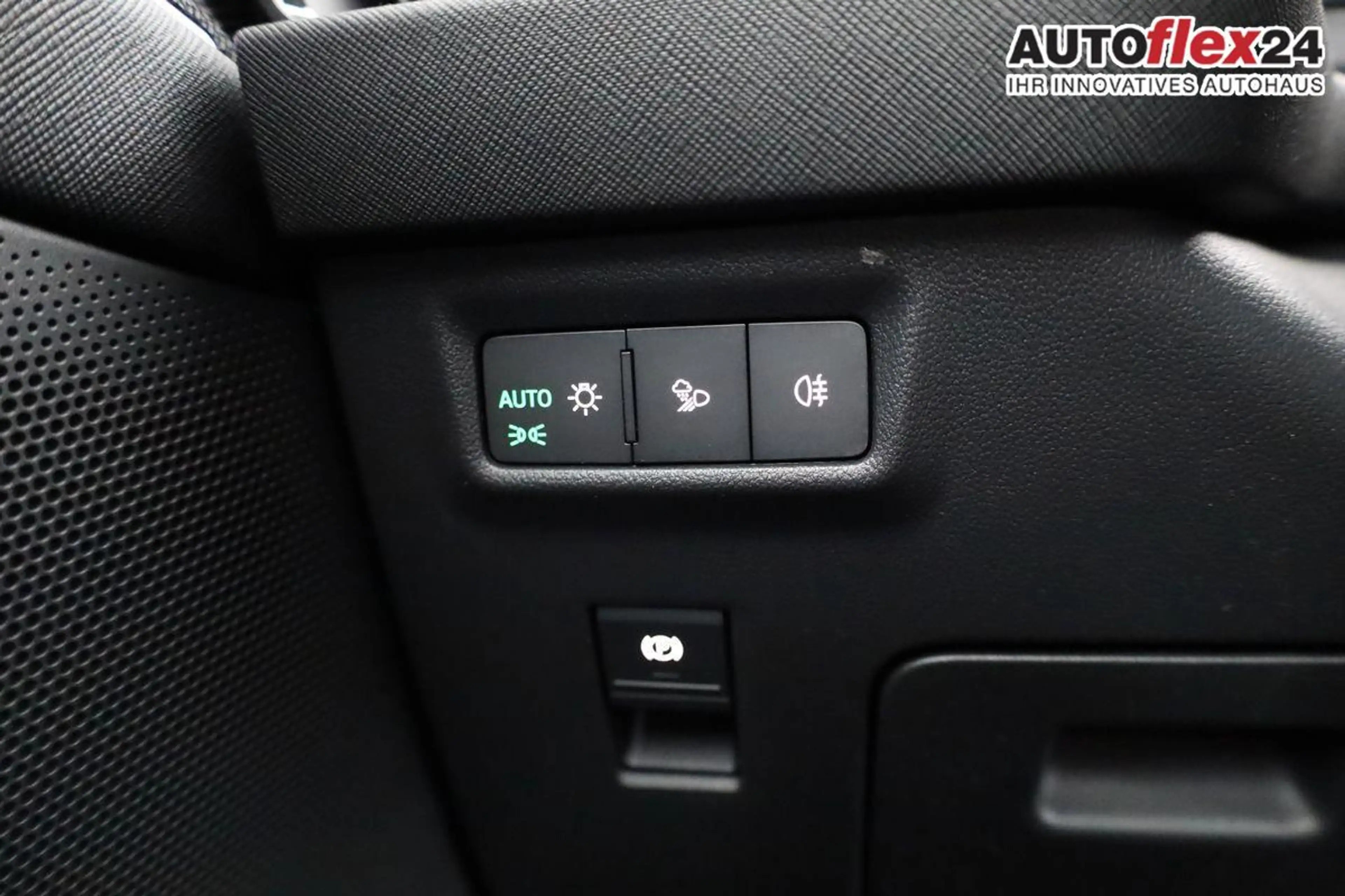 Skoda Kodiaq 1.5 TSI iV 150 kW Selection Selection, AHK, Nav... — photo 8