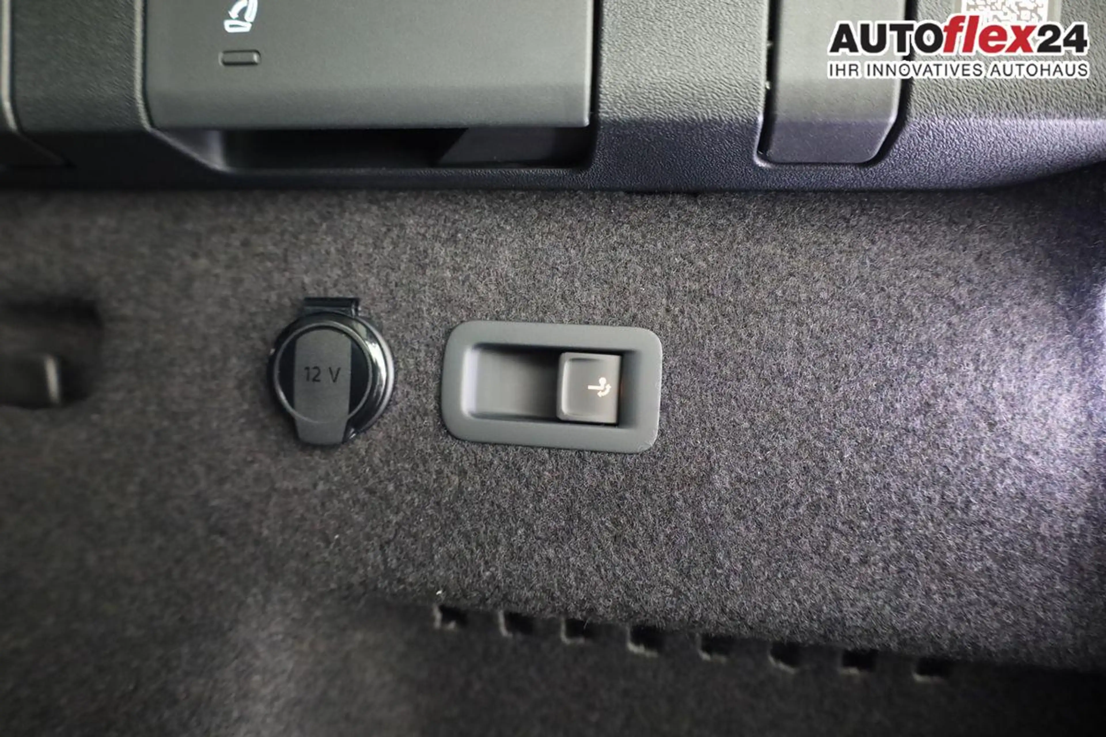 Skoda Kodiaq 1.5 TSI iV 150 kW Selection Selection, AHK, Nav... — photo 13