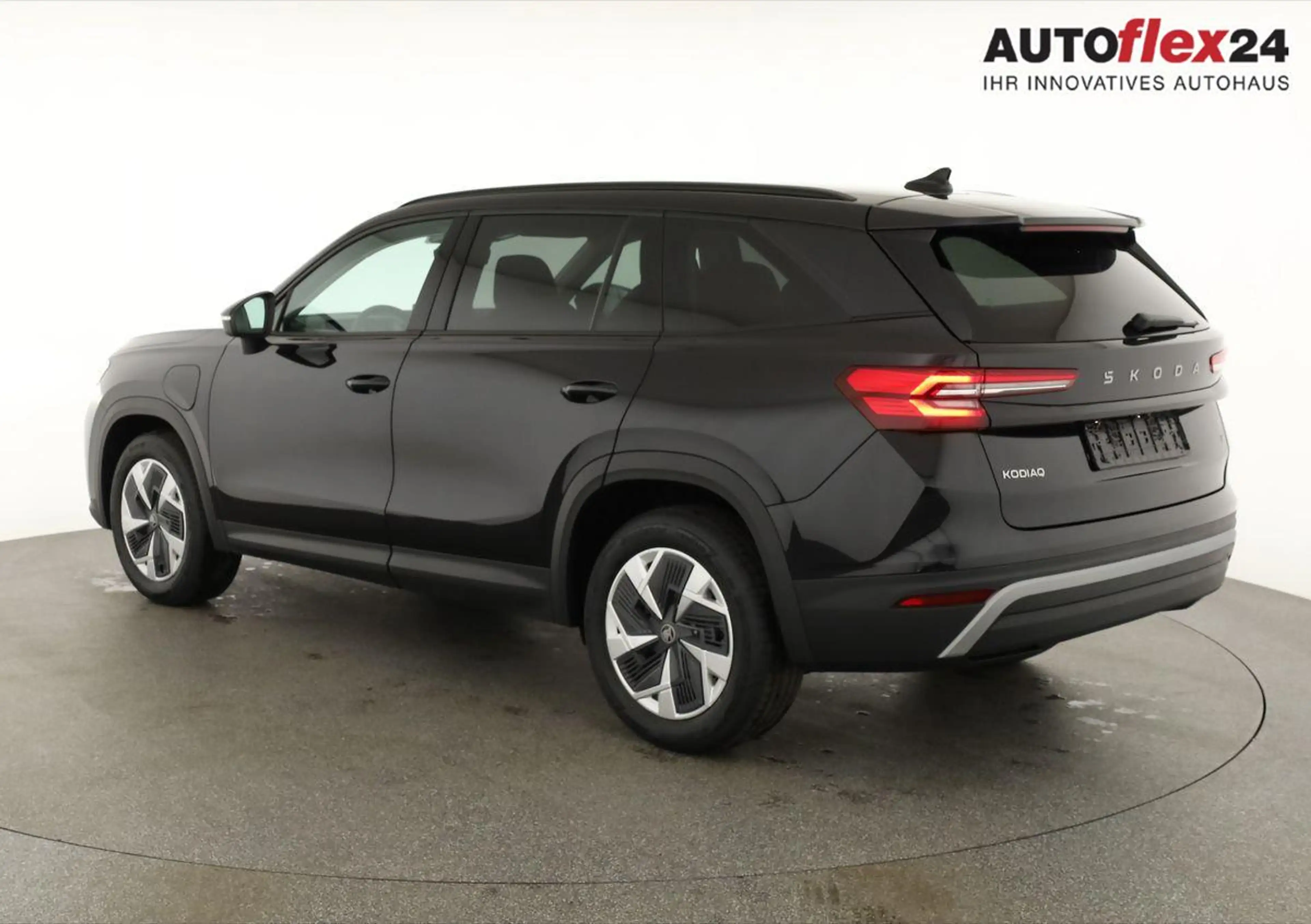 Skoda Kodiaq 1.5 TSI iV 150 kW Selection Selection, AHK, Nav... — photo 3