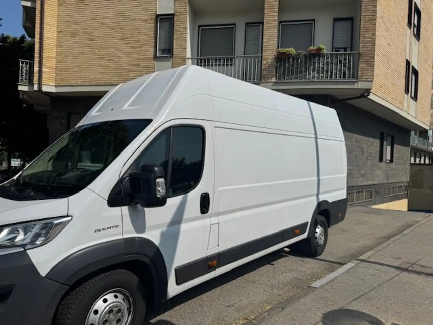 Fiat Ducato lungo tetto rialzato anno 2017 euro 6b Bianco - 2