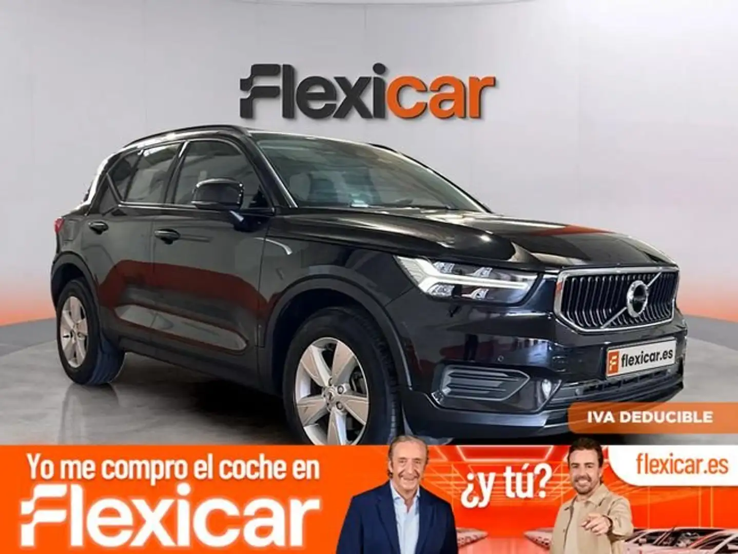 Volvo XC40 T2 Momentum Core Aut. Negro - 1