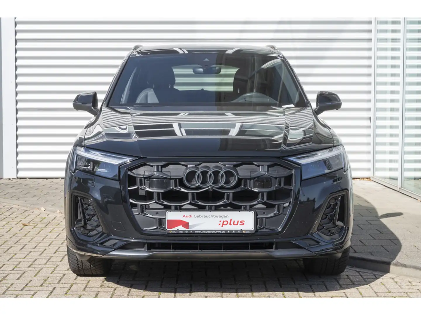 Audi Q7 45 TDI quattro S line Matrix*AHK*HuD*Air*RFK Schwarz - 2