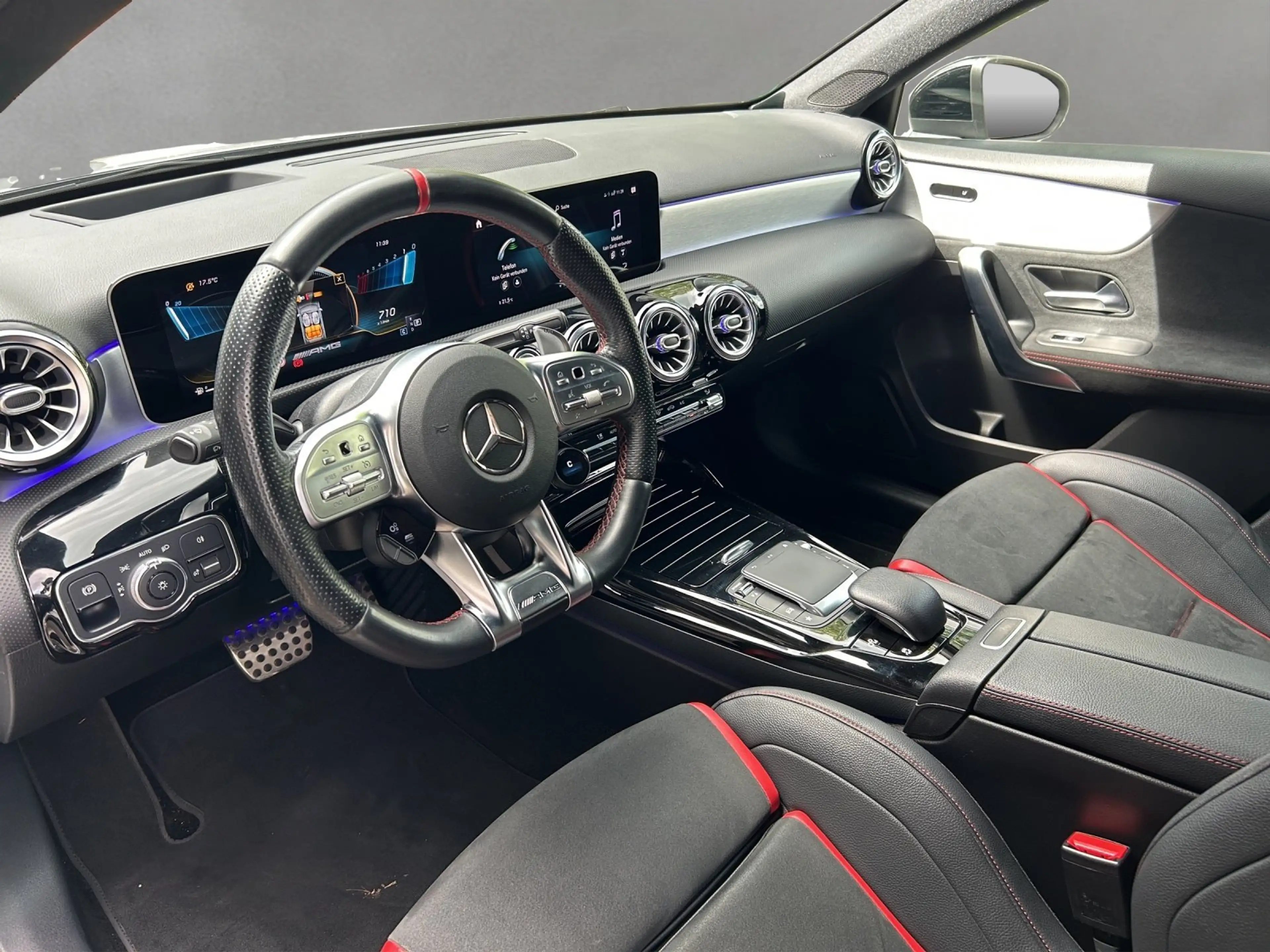 Mercedes-Benz A 35 AMG Perf.Sitze AERO NaviPrem LED Totwin HUD — photo 10
