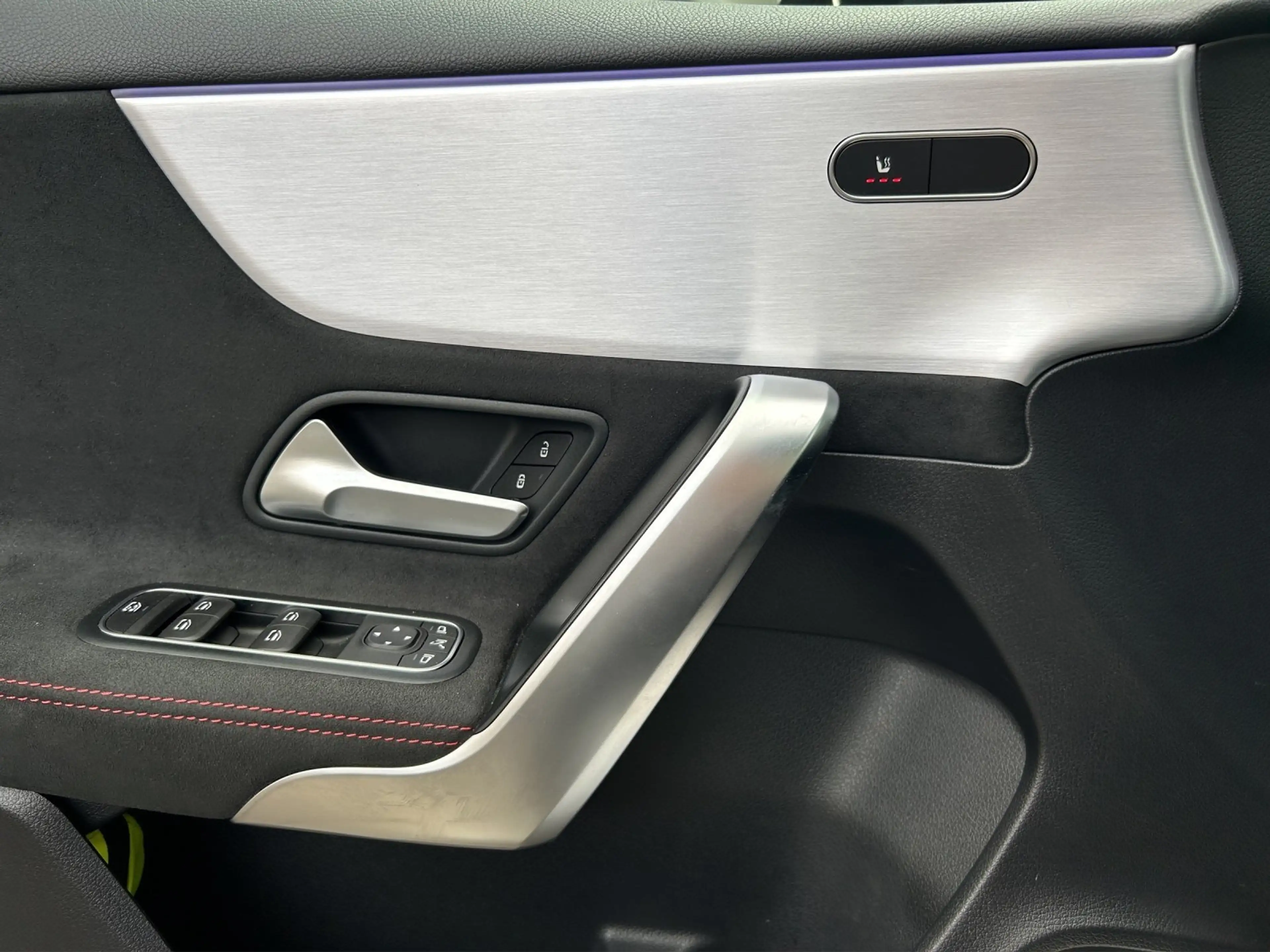 Mercedes-Benz A 35 AMG Perf.Sitze AERO NaviPrem LED Totwin HUD — photo 13