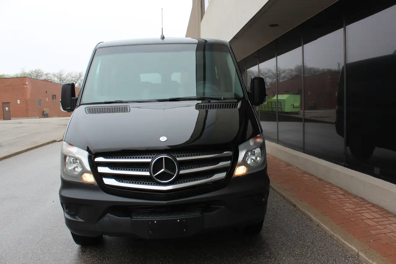 Mercedes-Benz Sprinter снимка Mercedes-Benz Sprinter