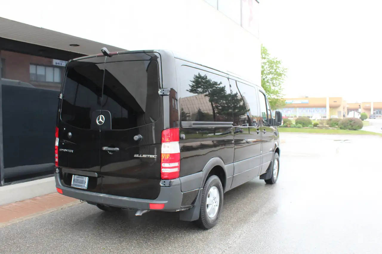 Mercedes-Benz Sprinter снимка Mercedes-Benz Sprinter