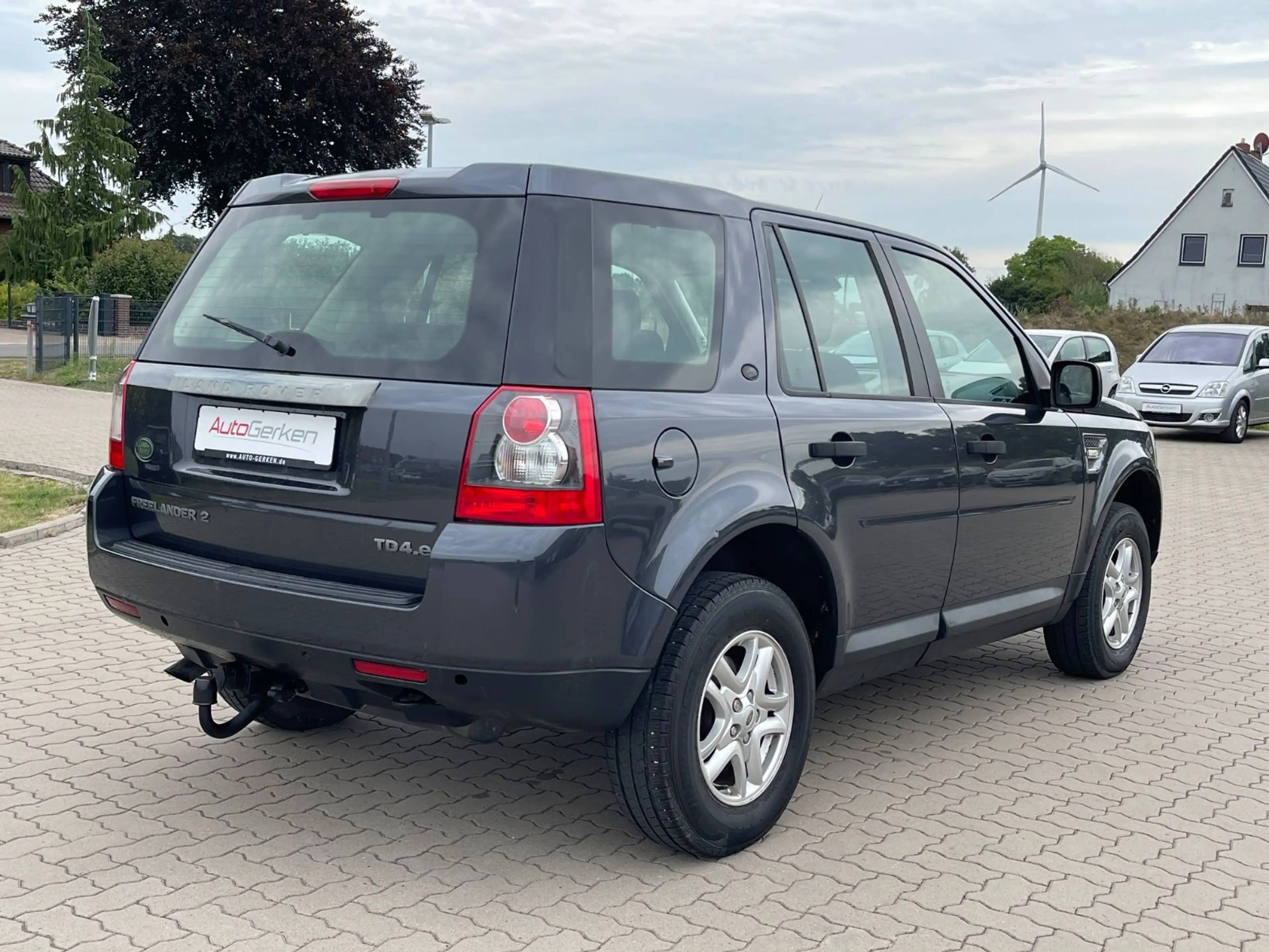 Land Rover Freelander 2 XE Limited Edition 2HD AHK — photo 6