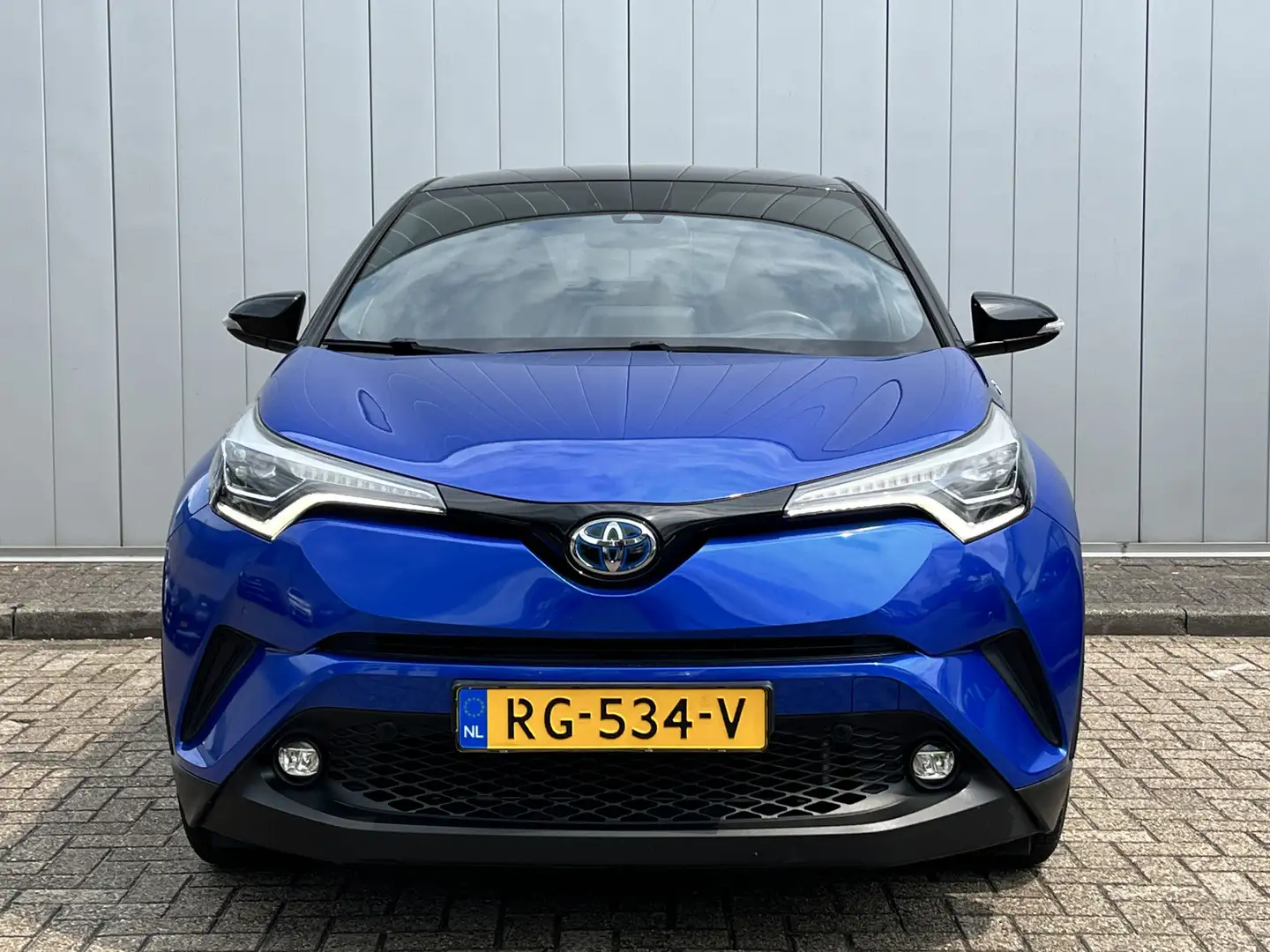 Toyota C-HR 1.8 Hybrid Bi-Tone NL Auto Trekhaak Dealer Onderho Blauw - 2