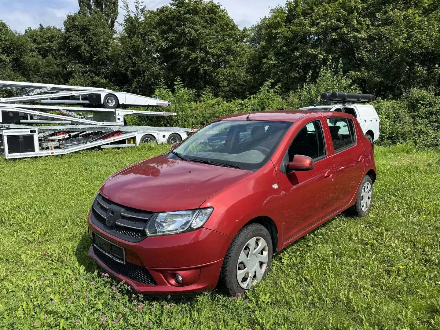 Dacia Sandero TCe90 Laureate +STEUERKETTE RASSELT+ Czerwony - 1