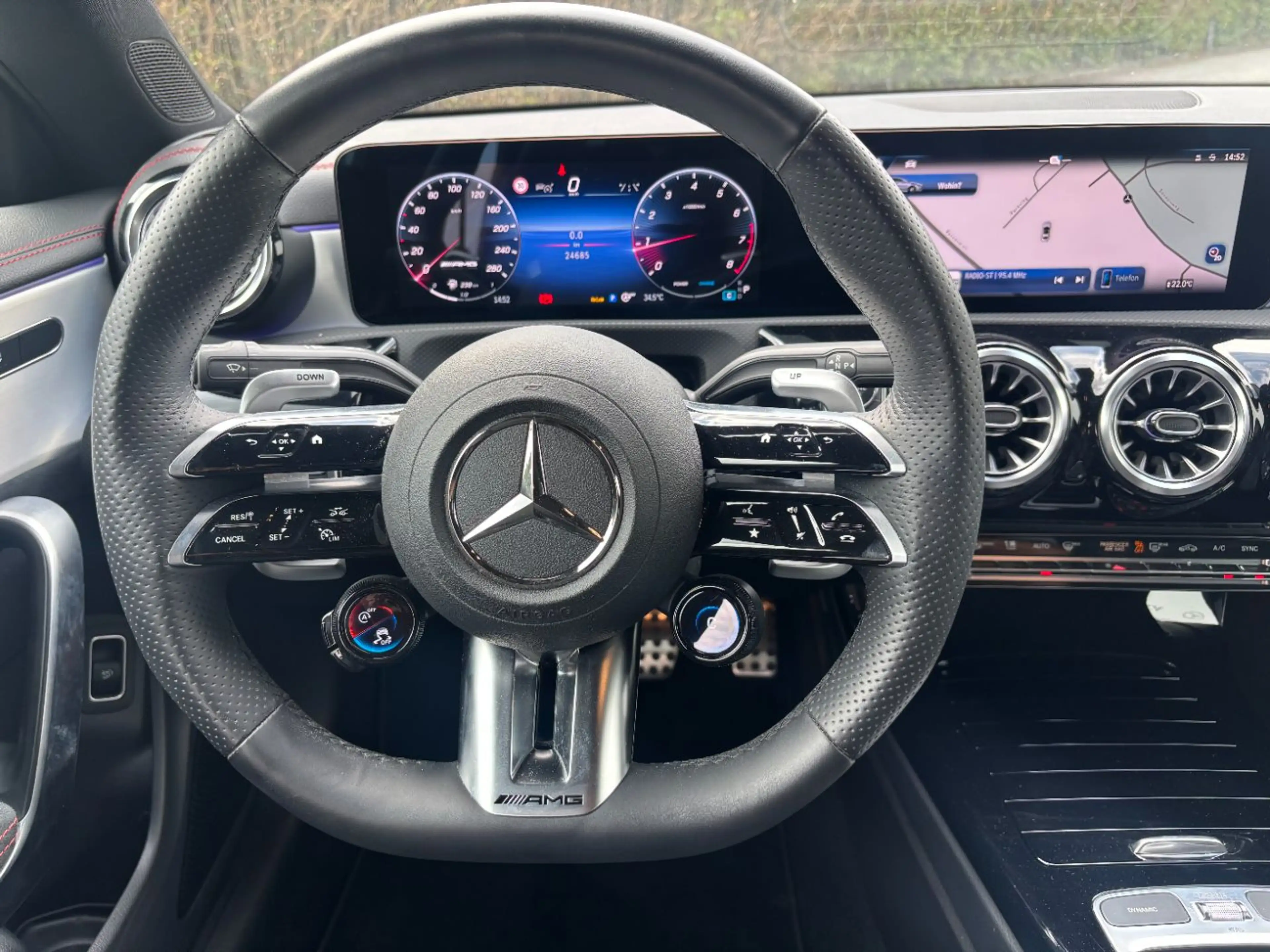 Mercedes-Benz CLA 35 AMG AMG CLA 35 4MATIC Coupé AMG Distr KeyGo — photo 10
