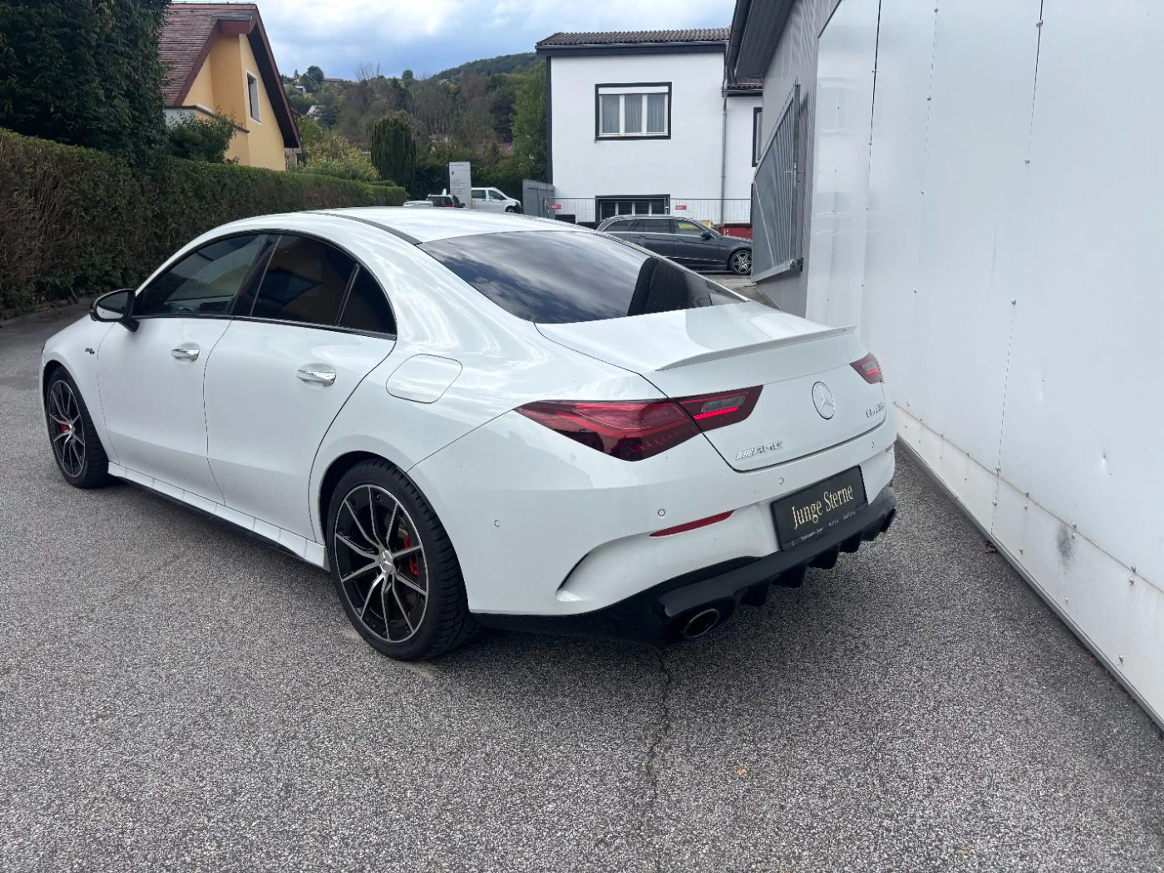 Mercedes-Benz CLA 35 AMG AMG CLA 35 4MATIC Coupé AMG Distr KeyGo — photo 4