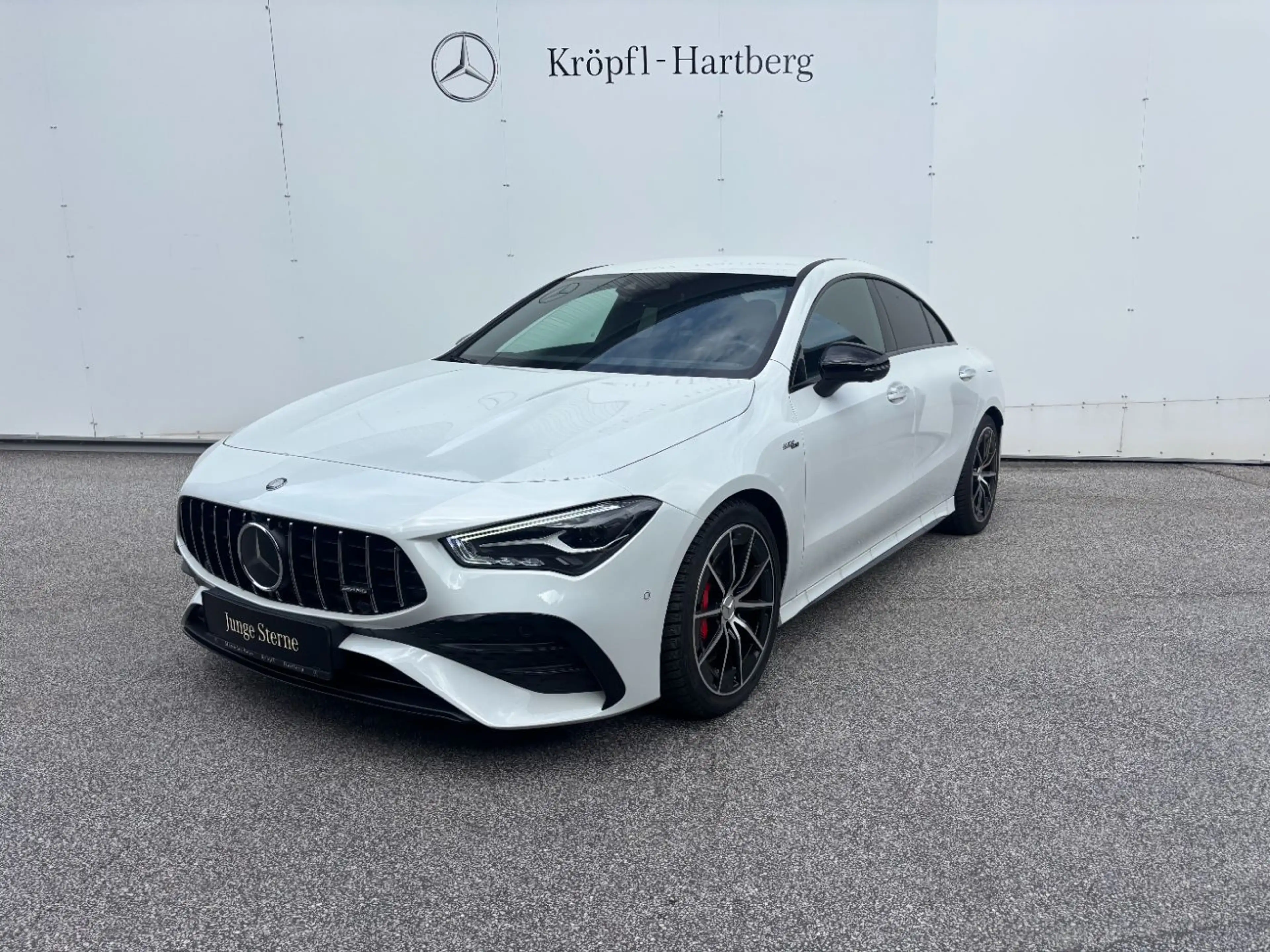 Mercedes-Benz CLA 35 AMG AMG CLA 35 4MATIC Coupé AMG Distr KeyGo — photo 2