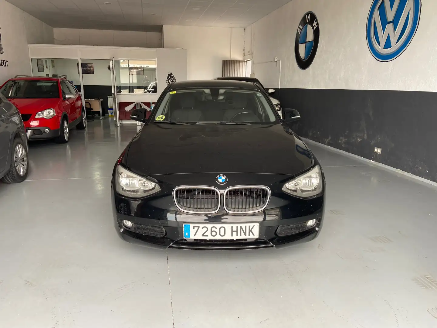 BMW 116 116d Efficient Dynamics Essential  Edition Negro - 1