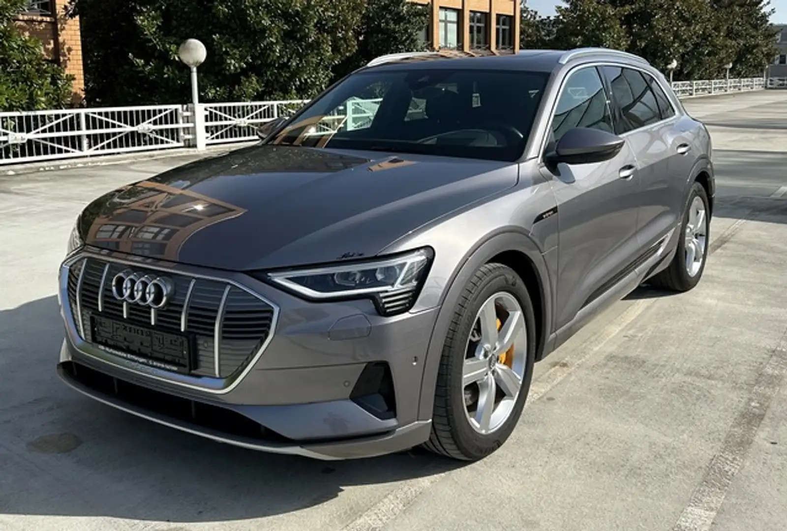 Audi etron 50 advanced Pano/Head-up/NP:90T¤ Gris - 1