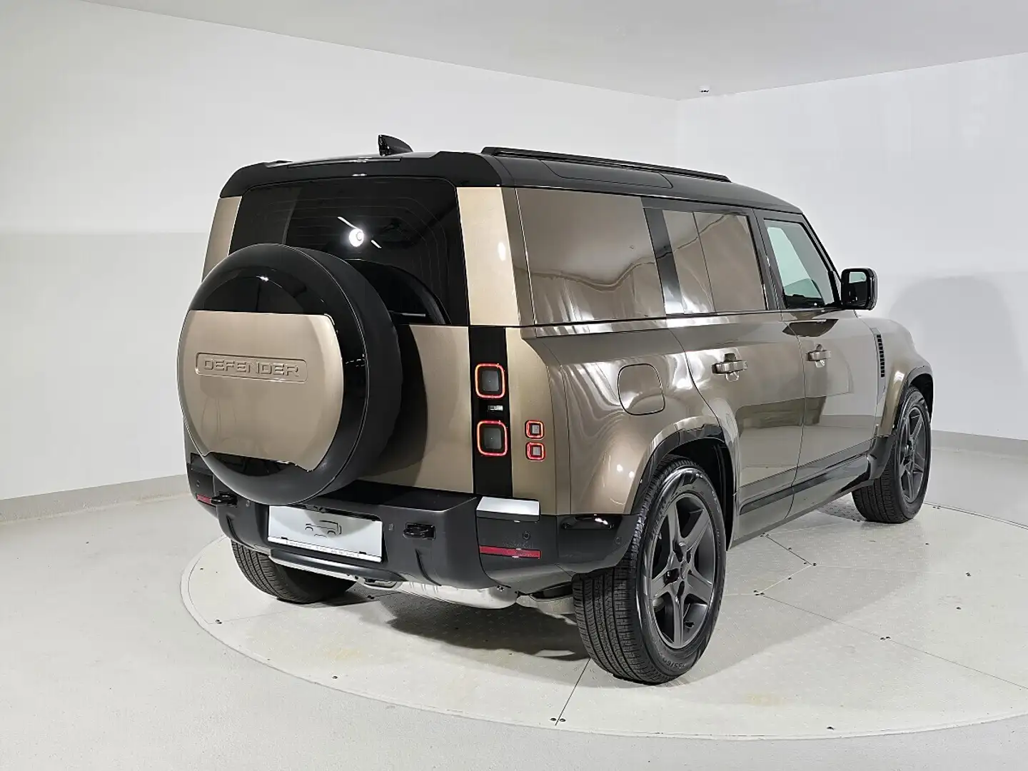 Land Rover Defender 110 Hard Top X-Dynamic SE D250 AWD Aut. | Fiska... Braun - 2