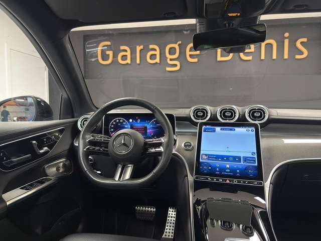 Mercedes-Benz GLC 200 — photo 10
