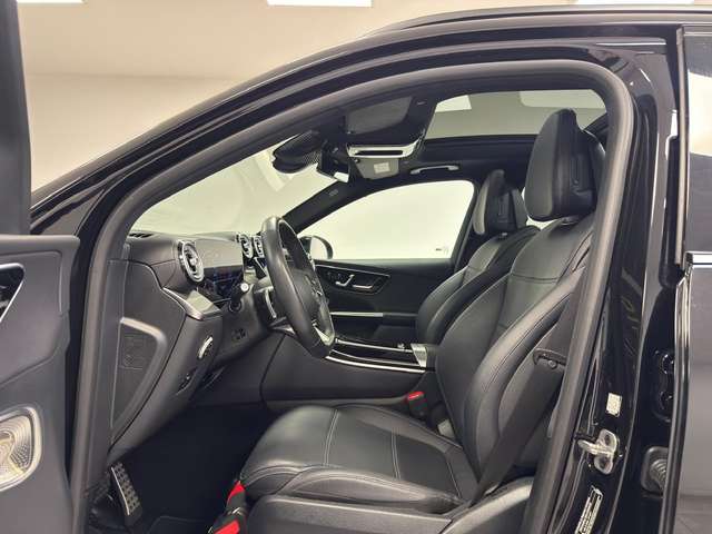 Mercedes-Benz GLC 200 — photo 11