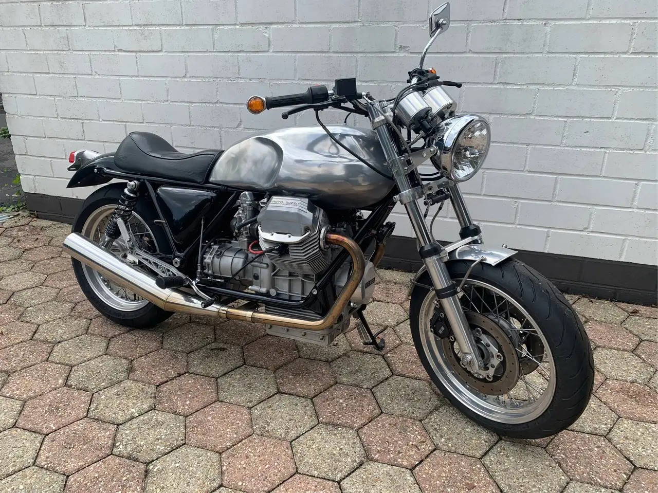 Moto Guzzi Le Mans