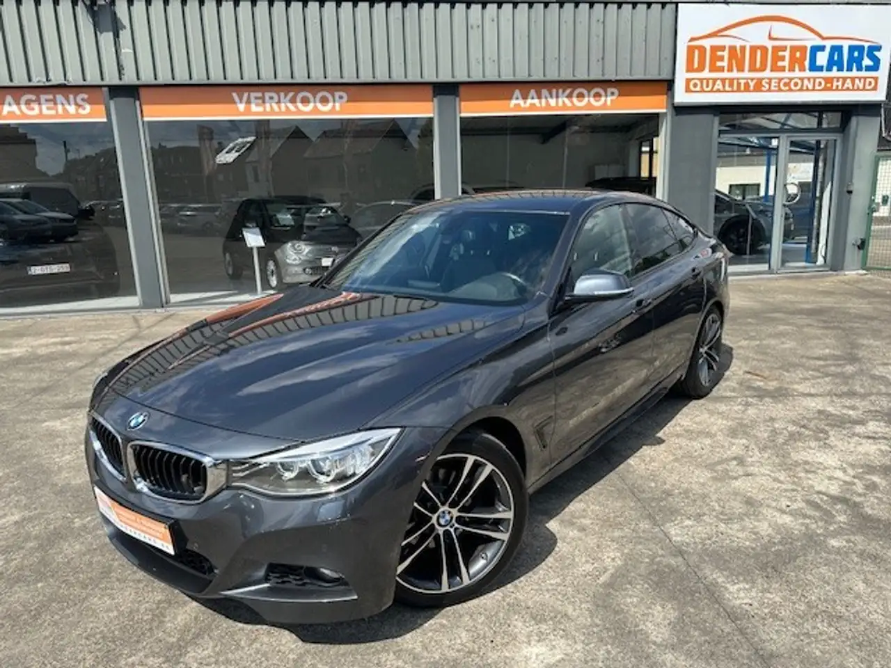 BMW 320
