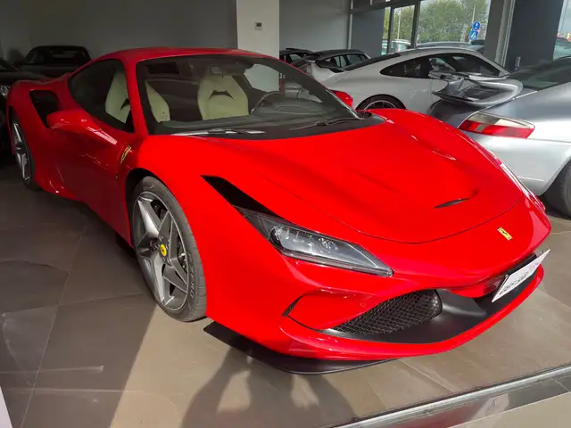 Ferrari F8 Tributo COUPE' 720 CV SOLO 9200KM UFF. ITALIANA  PPF COMPLETO