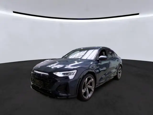 Audi SQ8 e-tron SPORTBACK BLACK MATRIX/HuD/B&O/KAMERA