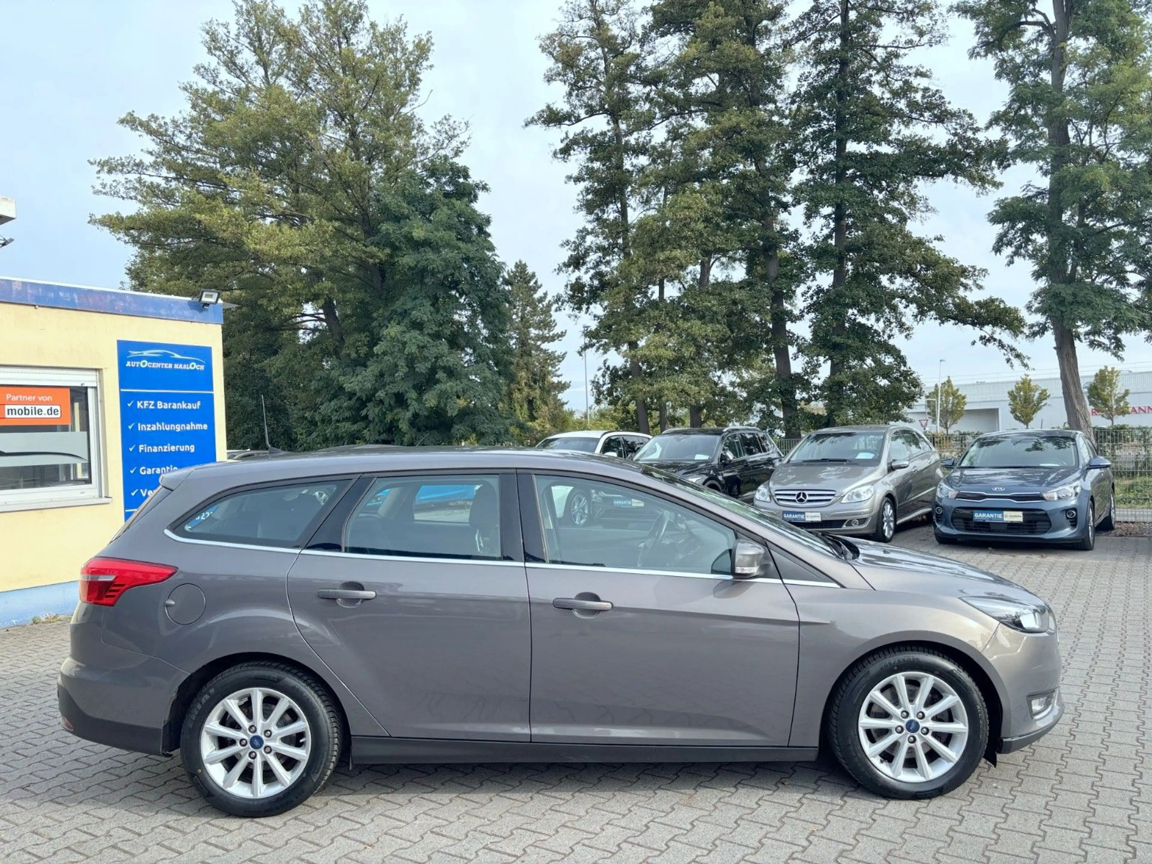 Ford Focus Turnier Titanium Automatik Navi Service+ — photo 8