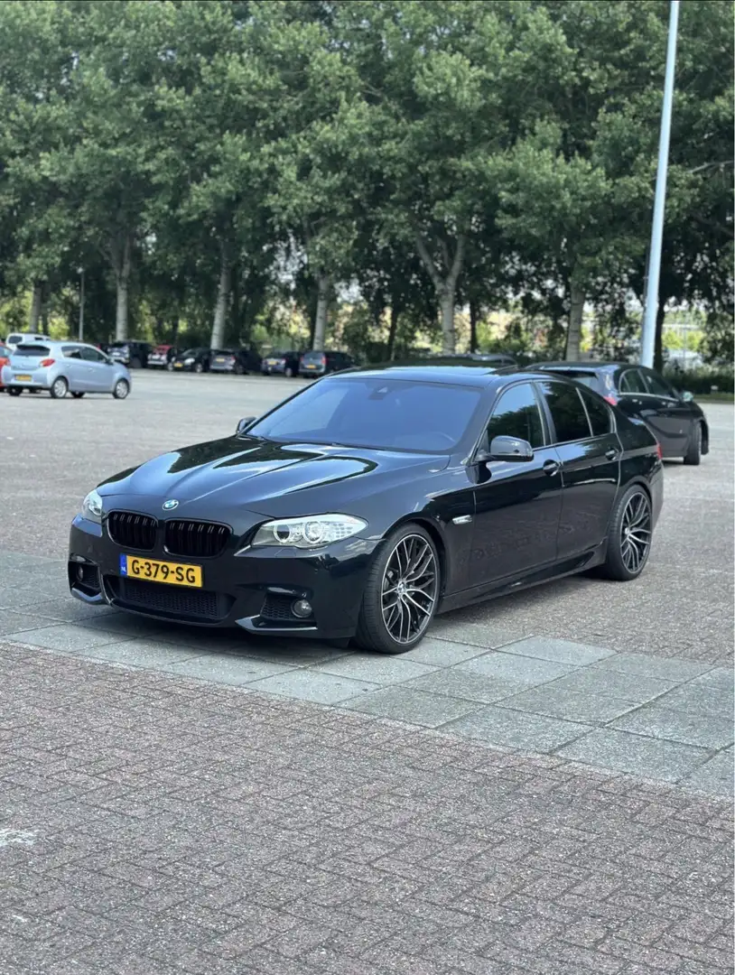 BMW 535 535xi High Executive Zwart - 1
