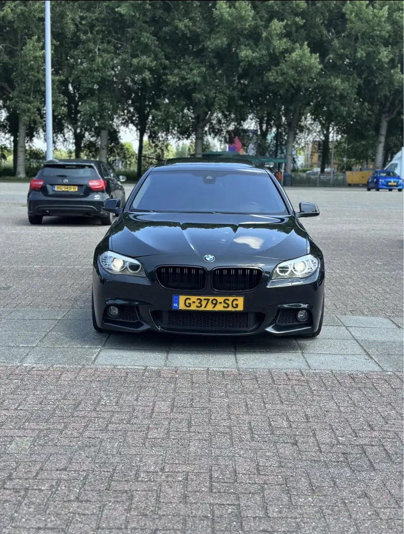 BMW 535 535xi High Executive Zwart - 2