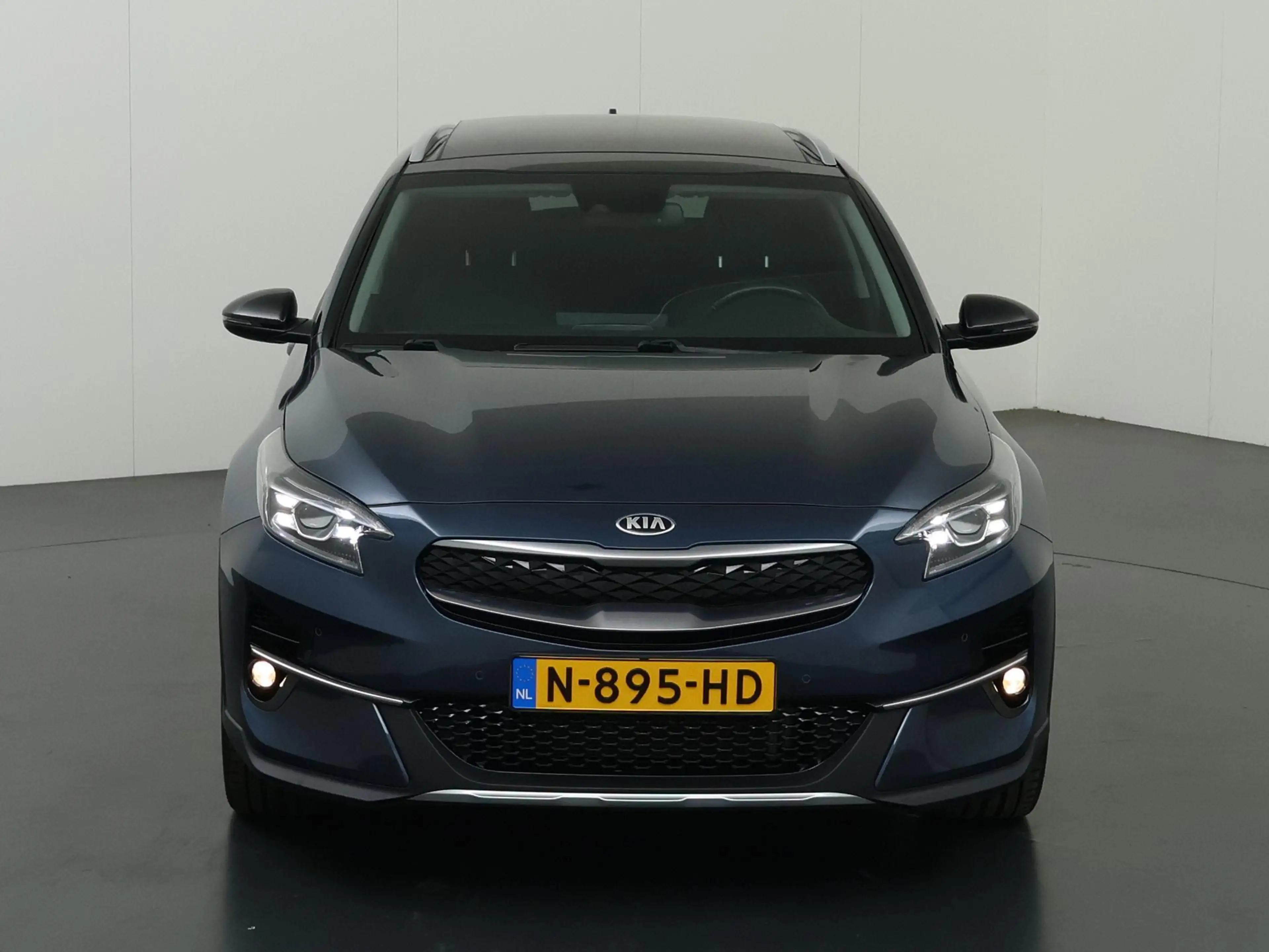 Kia XCeed 1.6 GDi PHEV ExecutiveLine | Trekhaak | Panoramada — photo 3