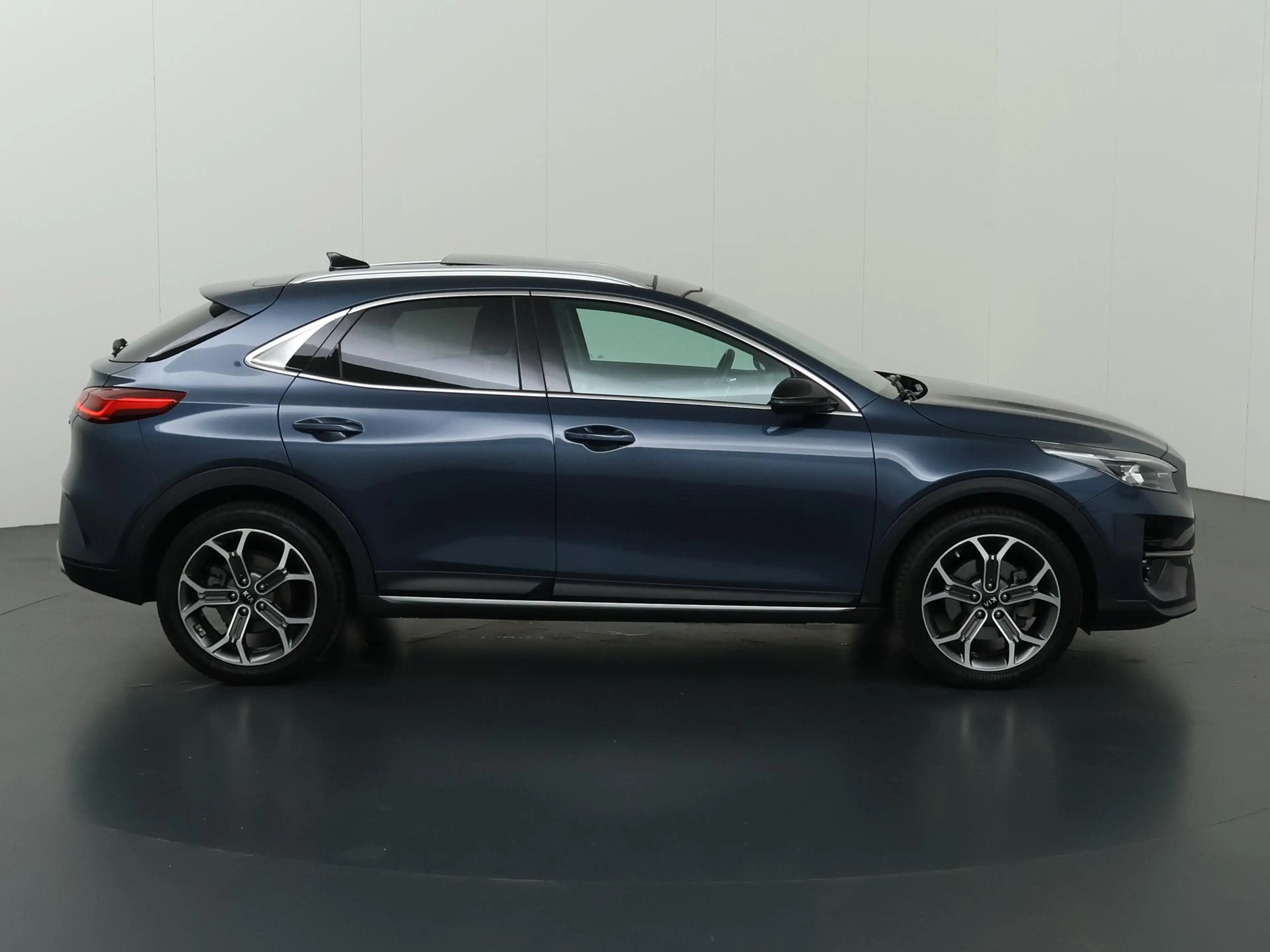 Kia XCeed 1.6 GDi PHEV ExecutiveLine | Trekhaak | Panoramada — photo 6