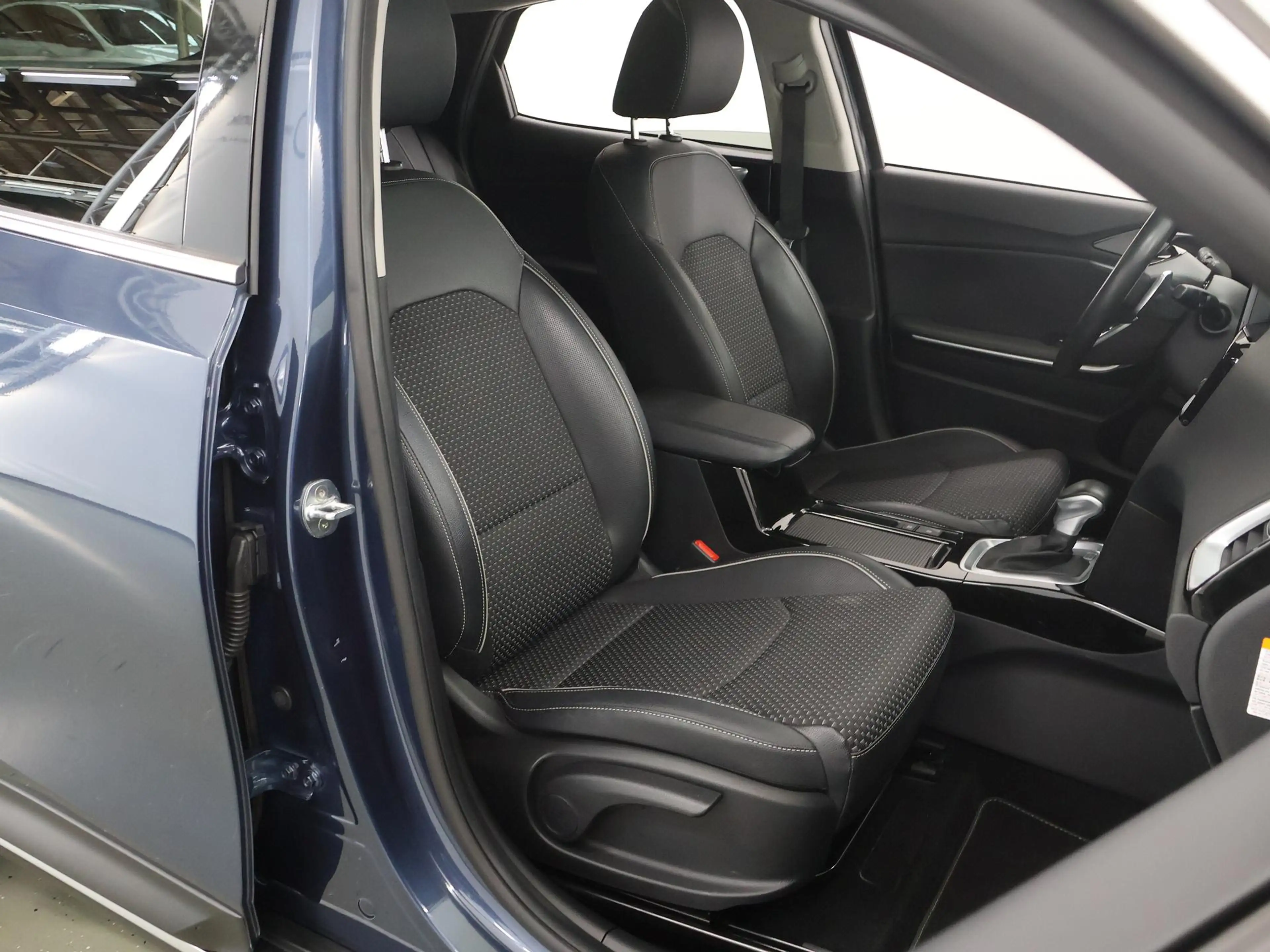 Kia XCeed 1.6 GDi PHEV ExecutiveLine | Trekhaak | Panoramada — photo 10