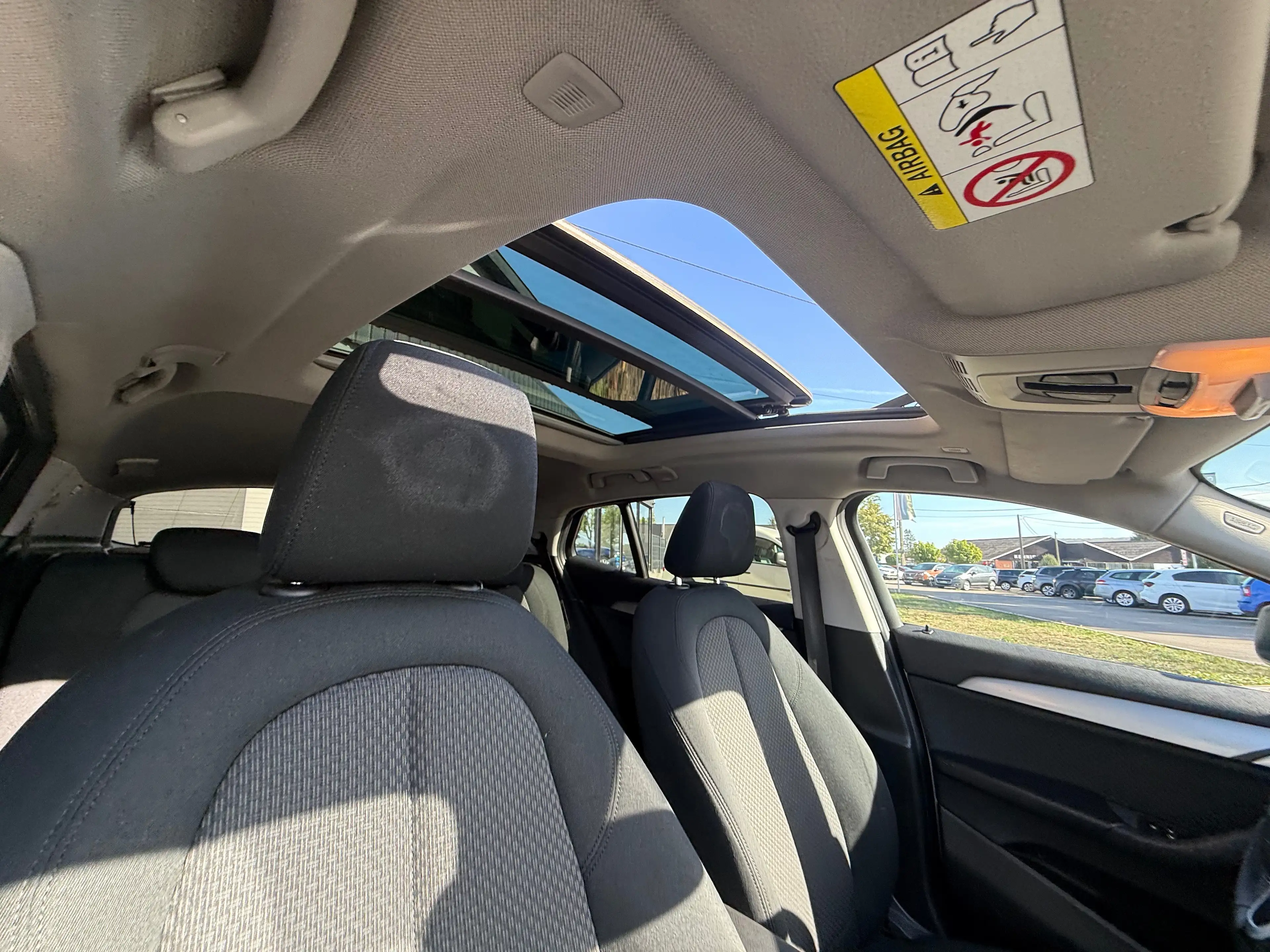 BMW X2 X2 1.5d sDrive16d CRUISE,CLIM,RADARS AV/AR,TOIT OUVRANT,GPS… — photo 8