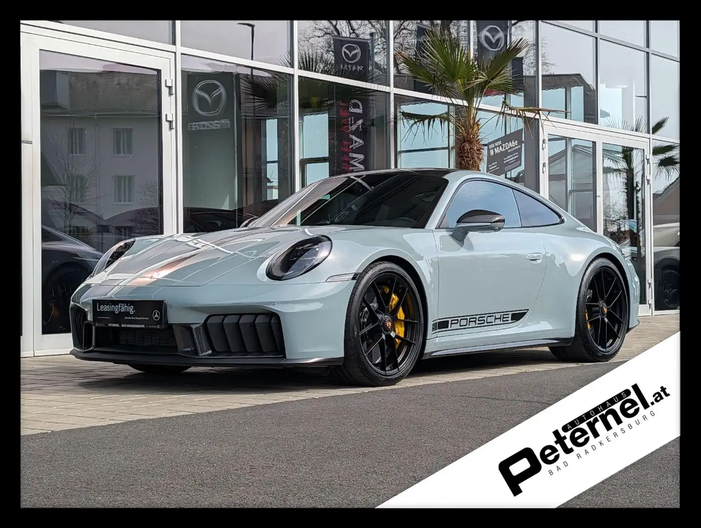 Porsche 992 911 Carrera GTS 3.6  II T-Hybrid Grau - 1