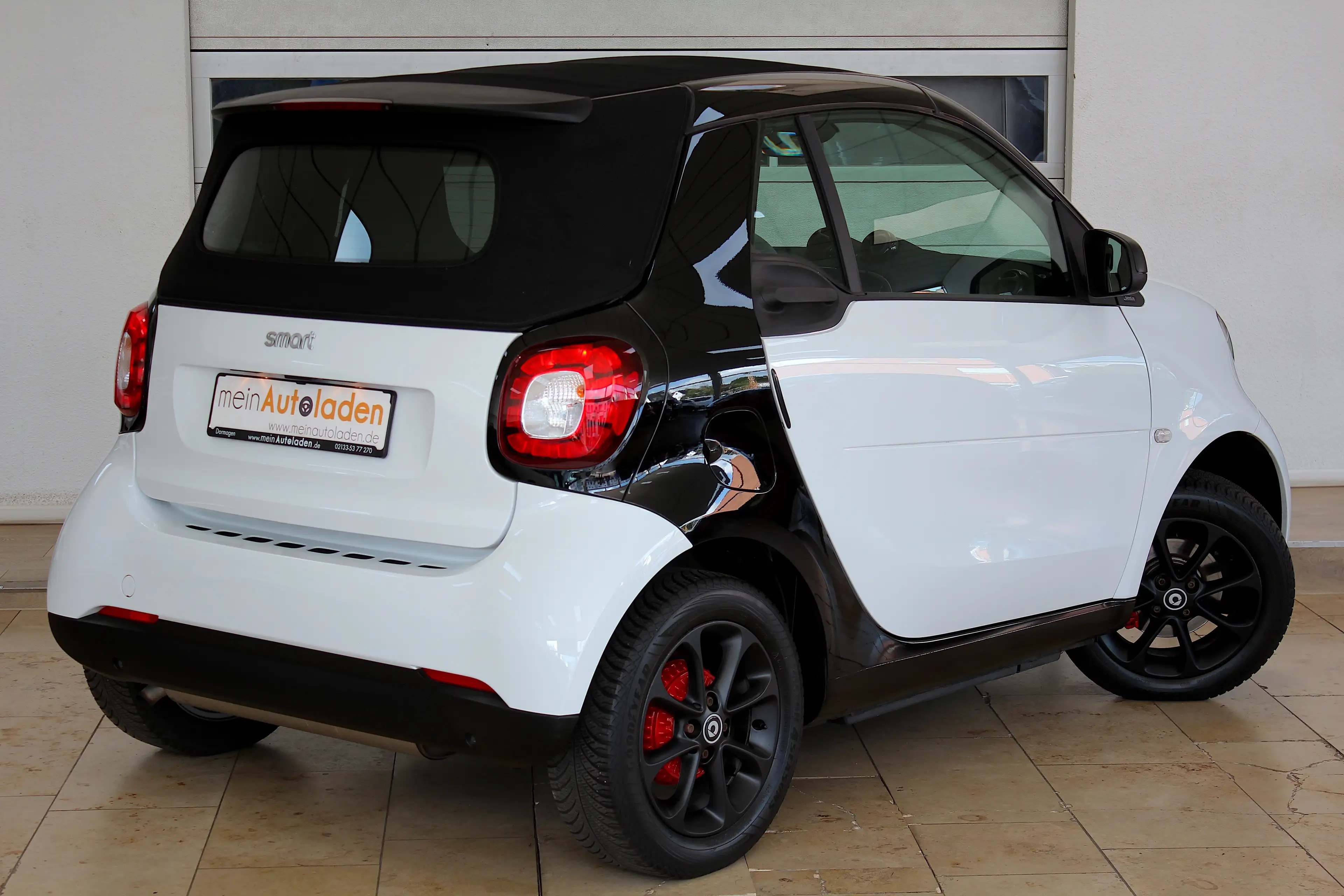 smart forTwo 453 Cabrio Passion Aut. *NAVI*LED*SHZ*KAMERA*APPLE*ANDROID*DAB* — photo 7