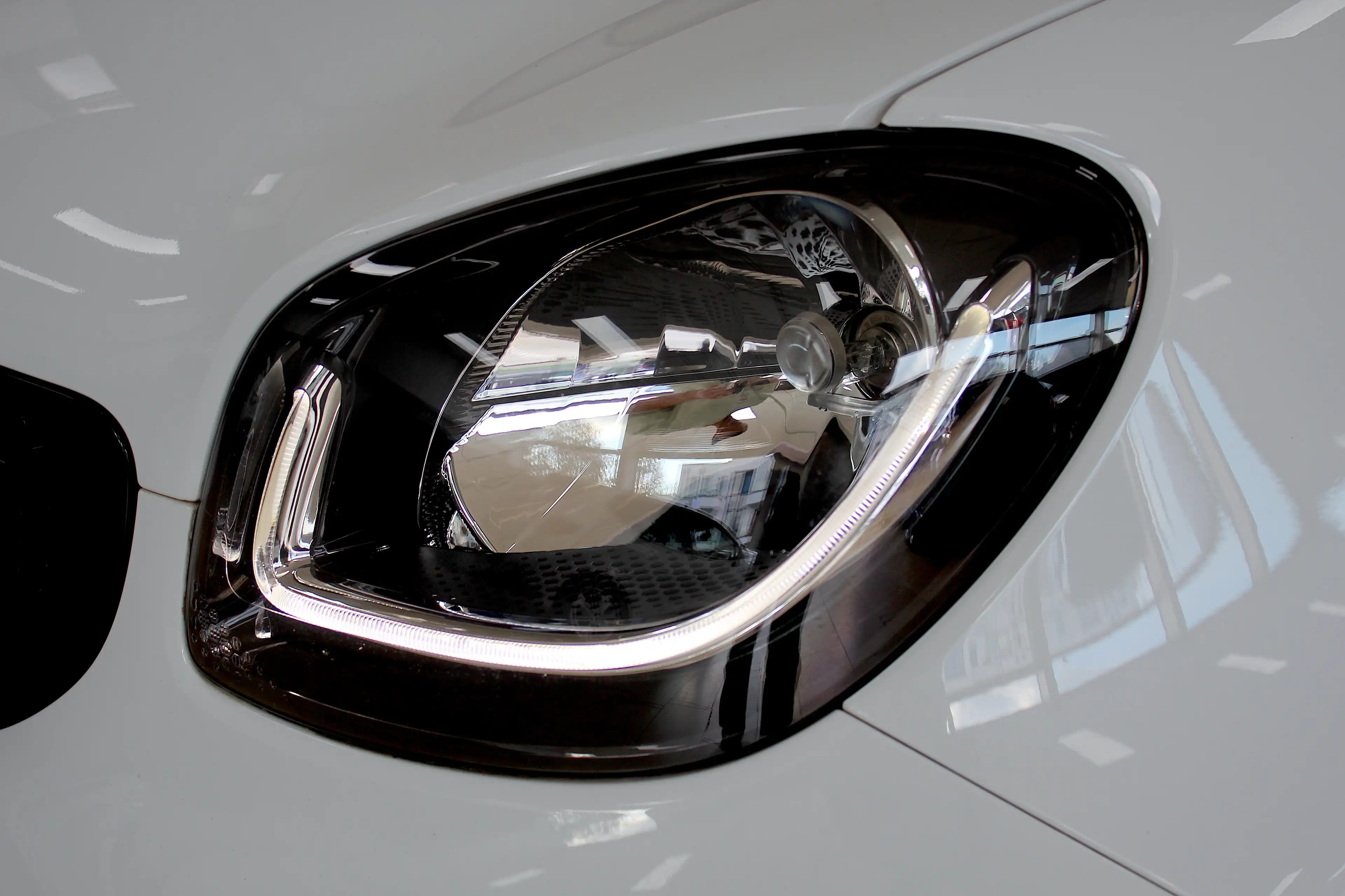 smart forTwo 453 Cabrio Passion Aut. *NAVI*LED*SHZ*KAMERA*APPLE*ANDROID*DAB* — photo 14