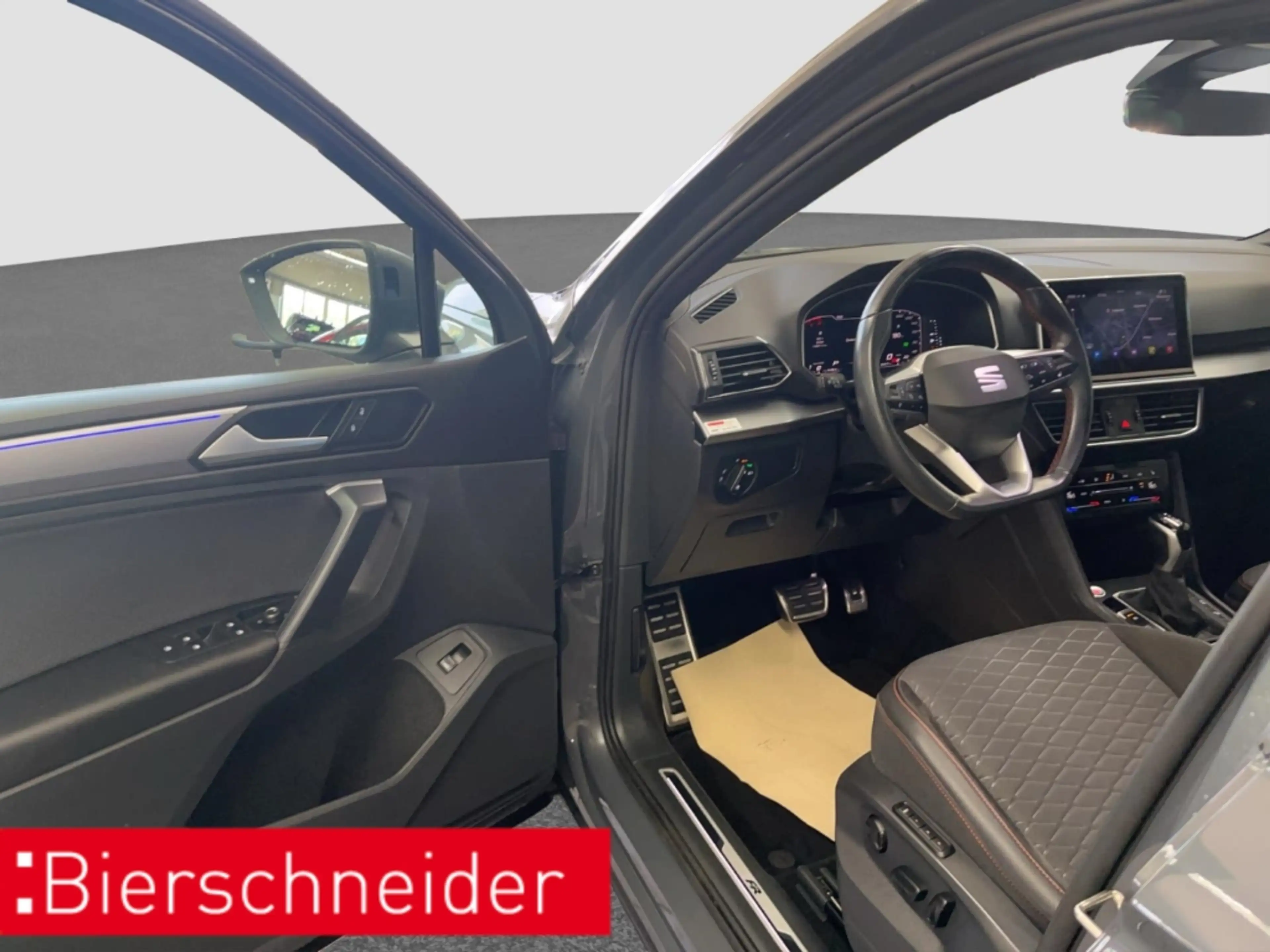 SEAT Tarraco 2.0 TSI DSG 4Dr FR AHK NAVI REAR VIEW — photo 31