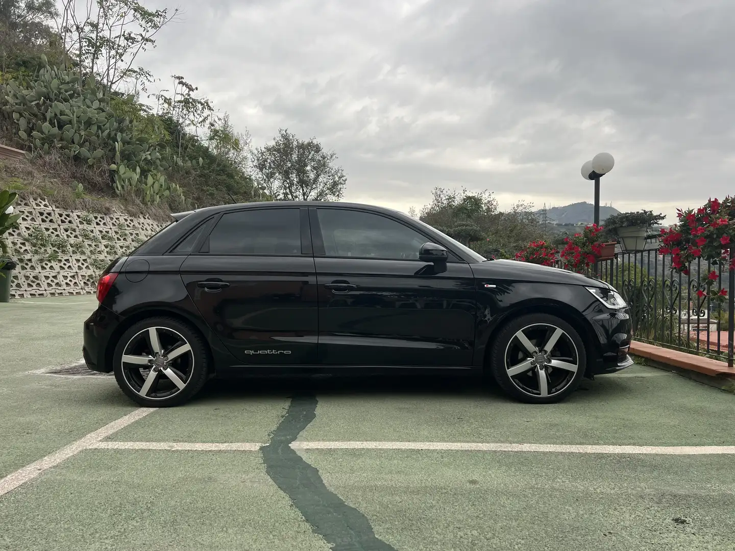 Audi A1 Sportback 1.4 tdi Design - 1