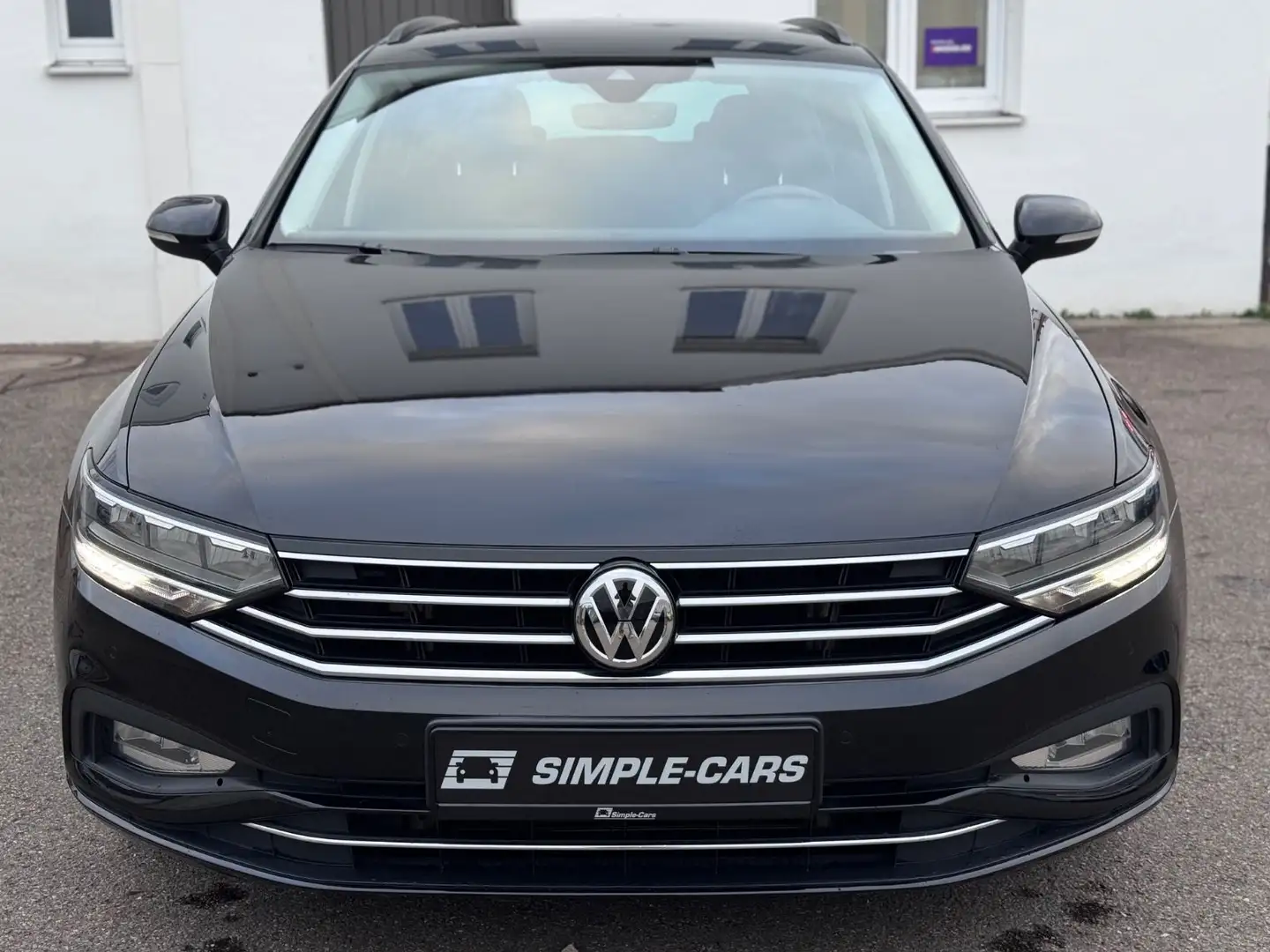 Volkswagen Passat Variant Volkswagen Passat Variant Business 2.0 TDI*Assis Zwart - 1