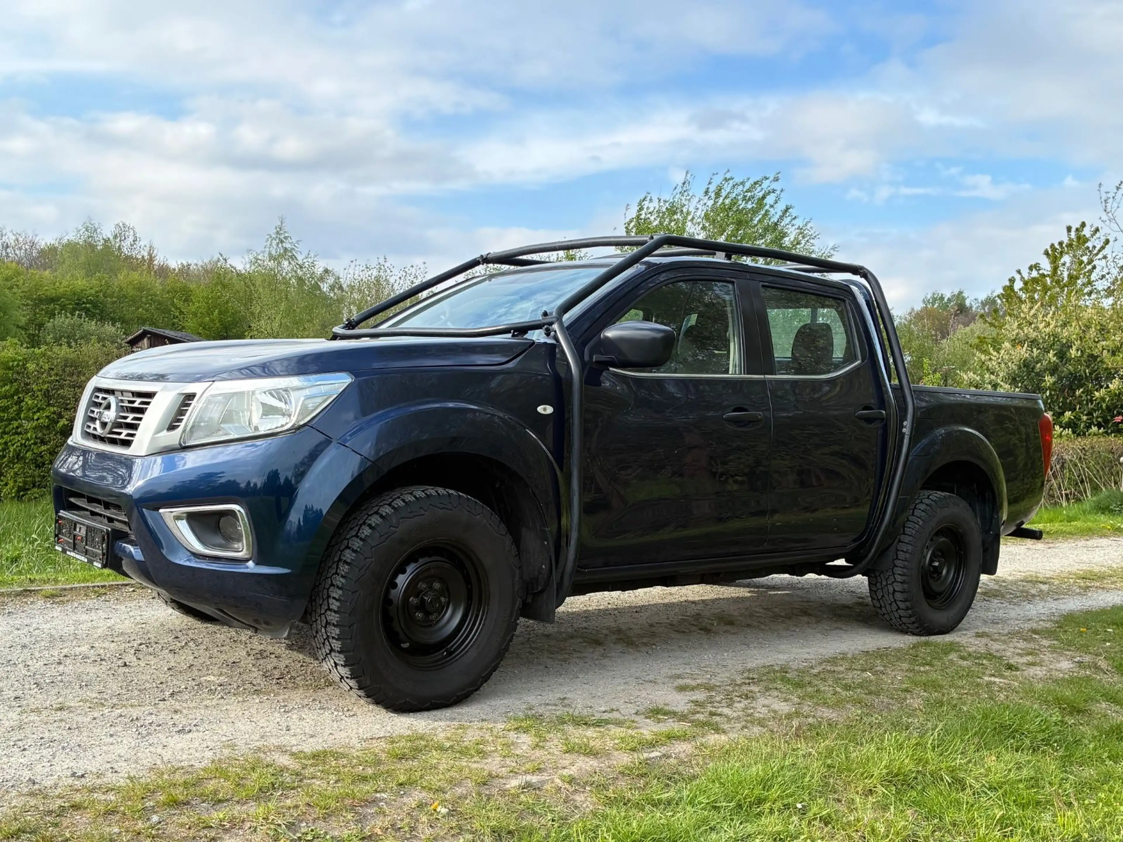 Nissan Navara NP300 Visia Double Cab 4x4 Tüv=Neu! Euro6 — photo 3