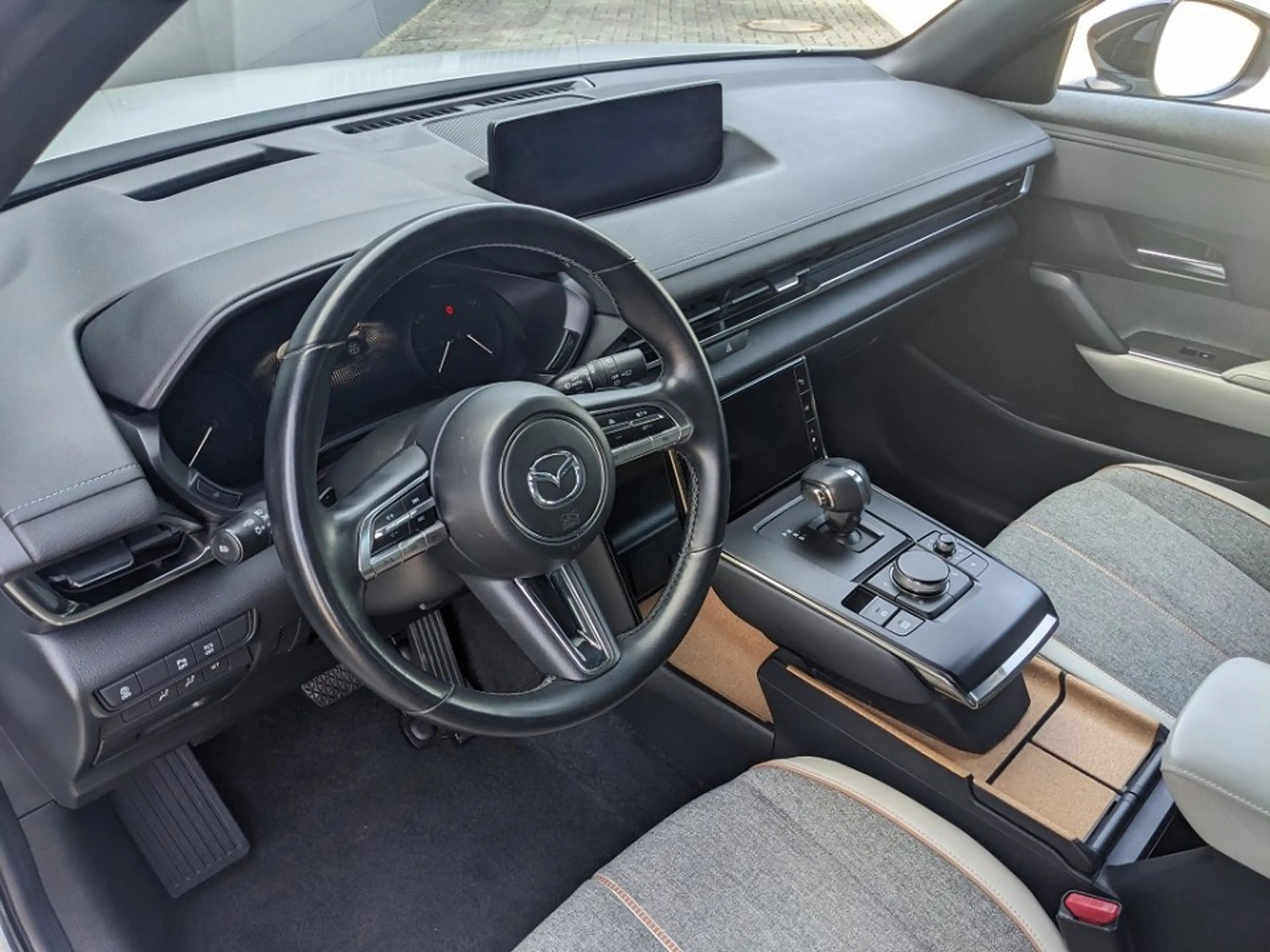 Mazda MX-30 e-SKYACTIV Advantage Navi Matrix-LED 1.Hand — photo 11