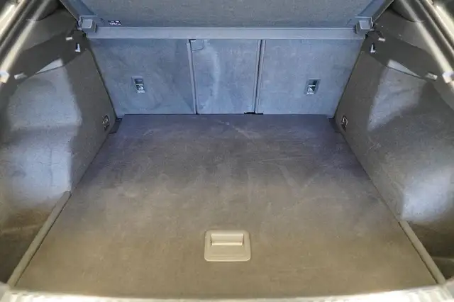Audi Q3 view 17