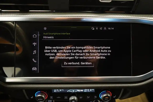 Audi Q3 view 29