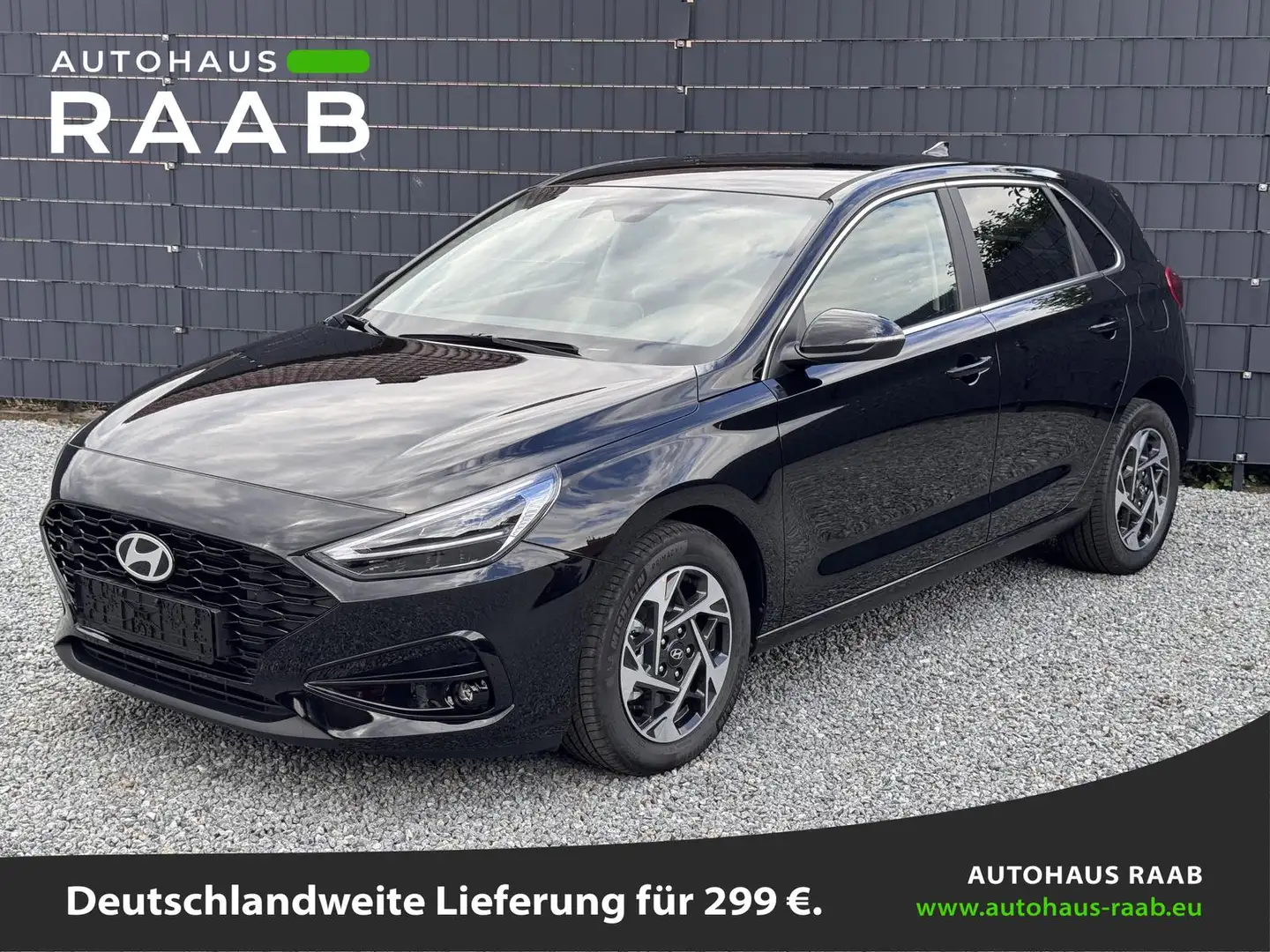 Hyundai i30 Facelift Family Automatik Schwarz - 1