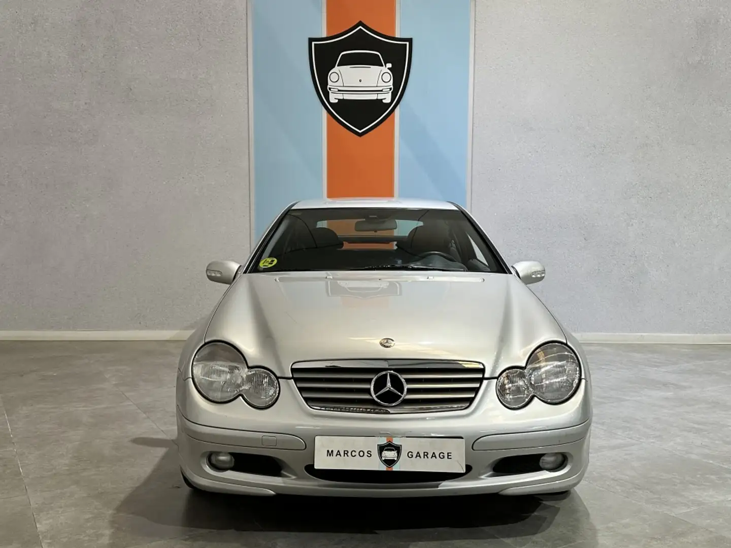 Mercedes-Benz C 230 Sportcoupé K Plateado - 2