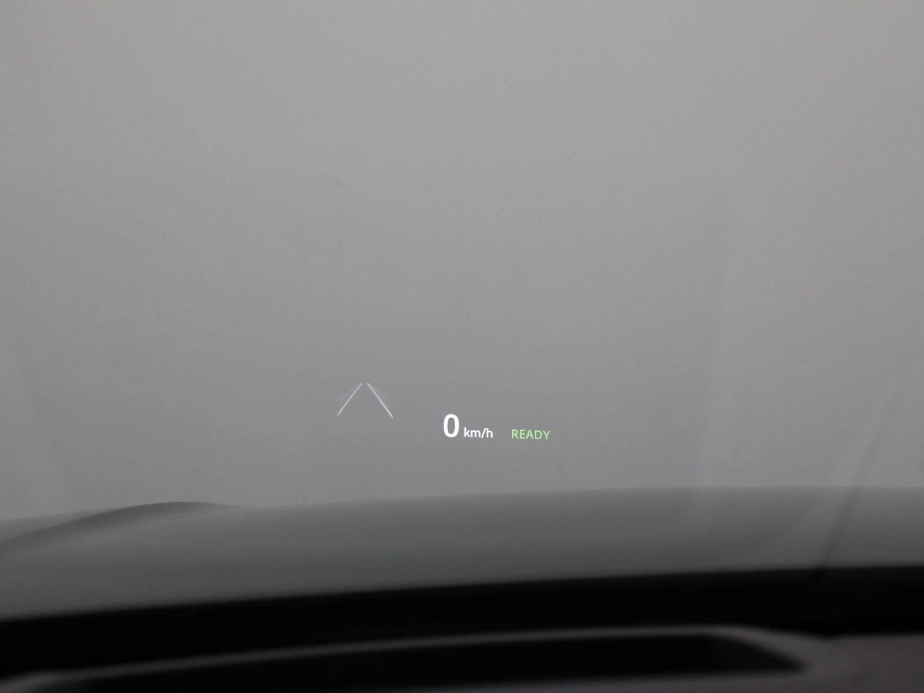 Land Rover Range Rover Velar 2.0 P400e S — photo 9