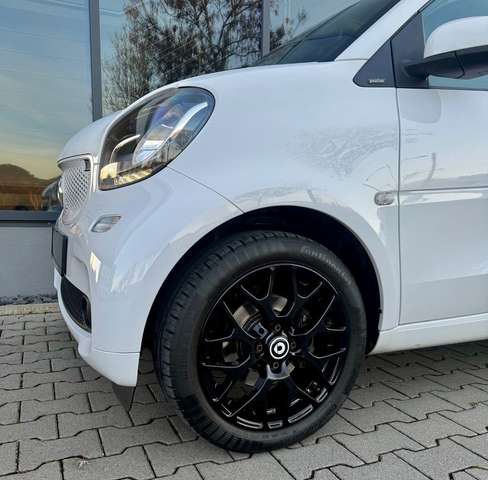 smart forTwo *AUTOMATIK*WENIG KM*1. HD*KLIMA*SPORTPAKET