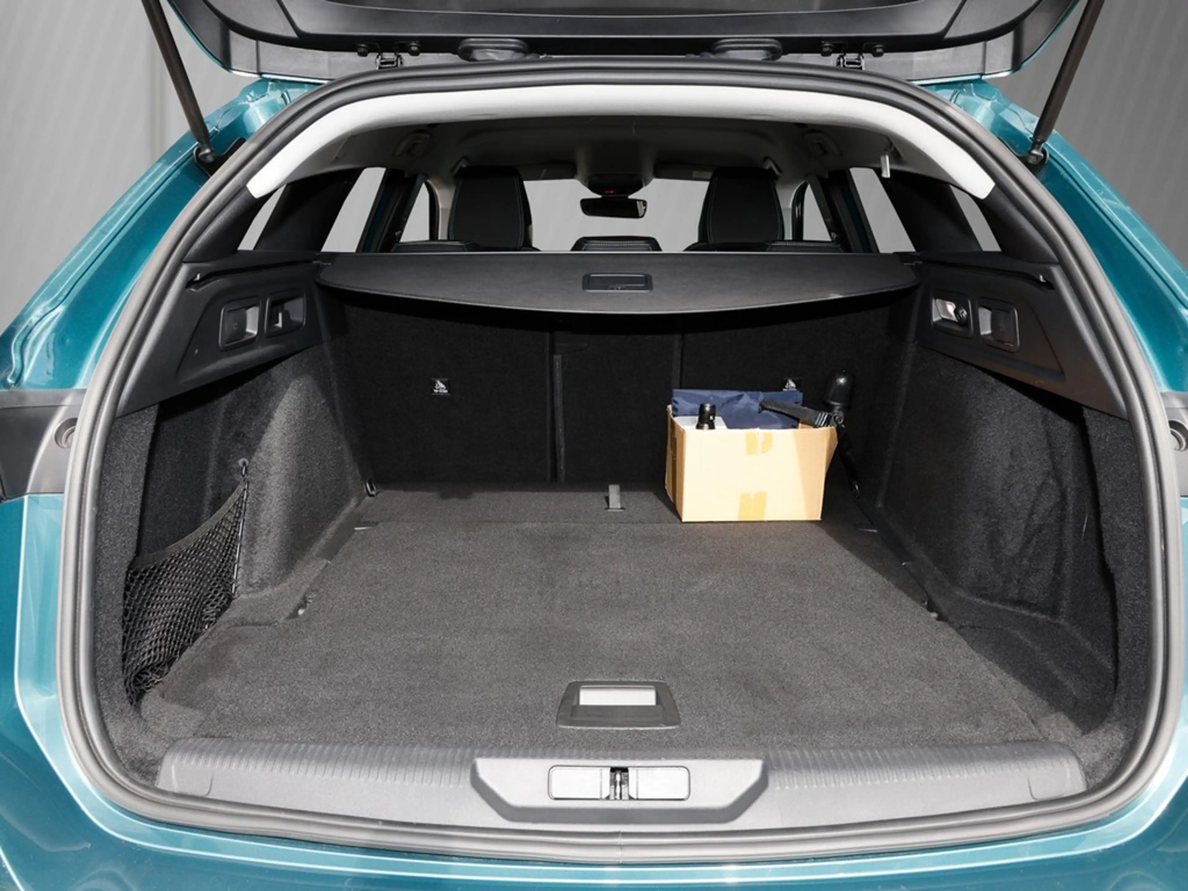 Peugeot 308 SW 1.5 BlueHDi Allure Aut. AHK/Navi/SHZ — photo 5