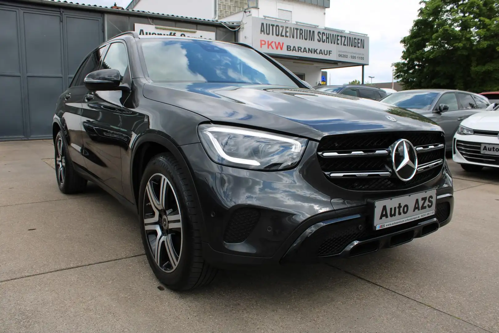 Mercedes-Benz GLC 220 4-MATIC/NIGHT/1.Hd/BURMESTER/PANO/CAM Gris - 1