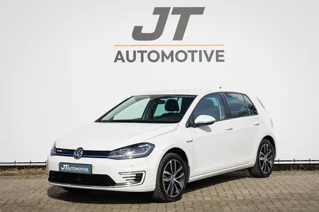 Volkswagen e-Golf e-Golf 136pk Stoelverwarming | PDC | Adaptive Crui